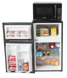 Renting a MicroChill vs. Buying: The Best Choice for Students